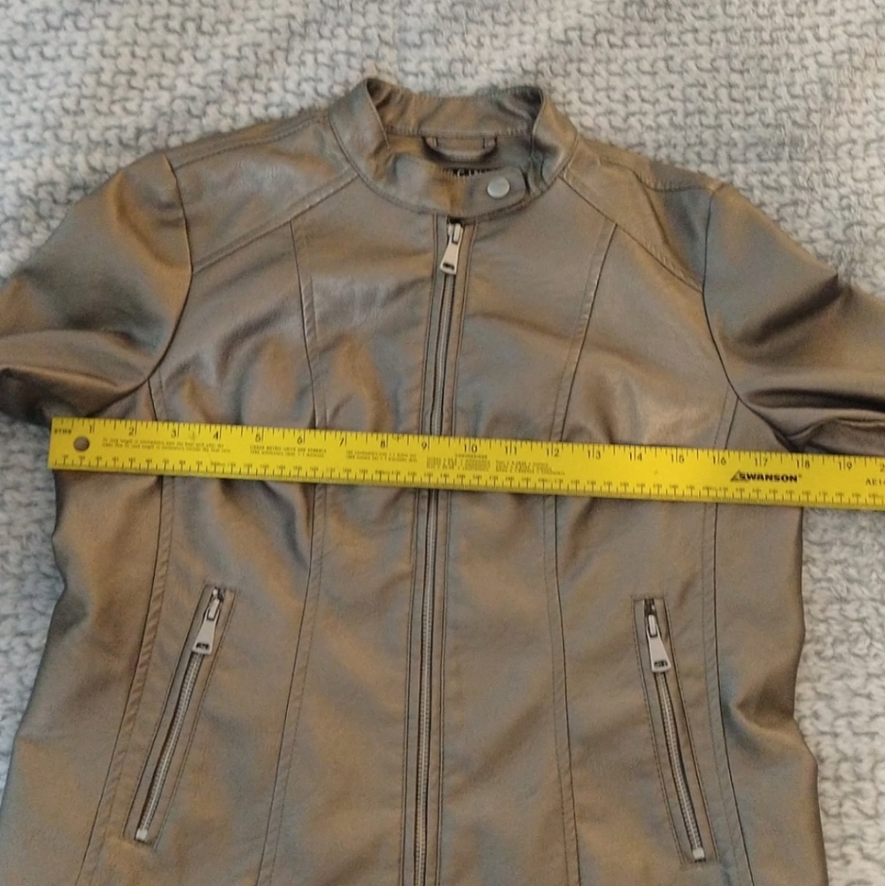 Baccini Jacket - Picture 5 of 10